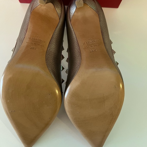 Metallic Valentino Garavani Rockstud Pumps - Picture 4 of 11
